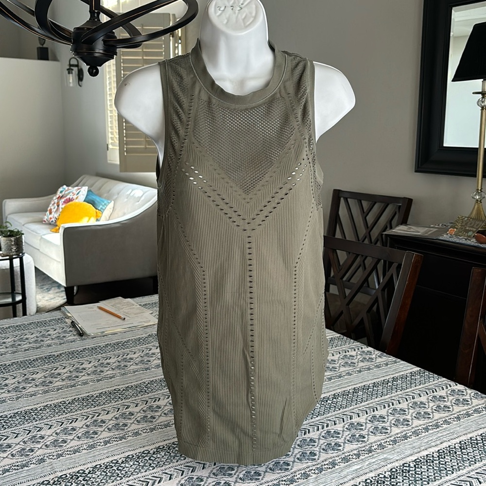 Athleta Oxygen Tank
